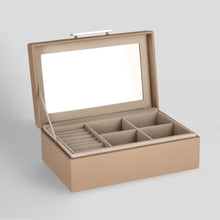 Load image into Gallery viewer, Gwen skartgripaskrín
